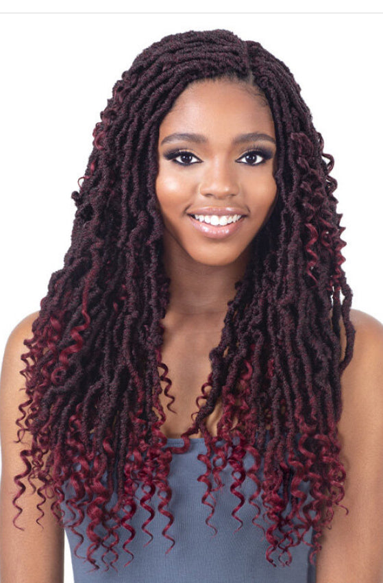 Model Glance Trini Boho Locs