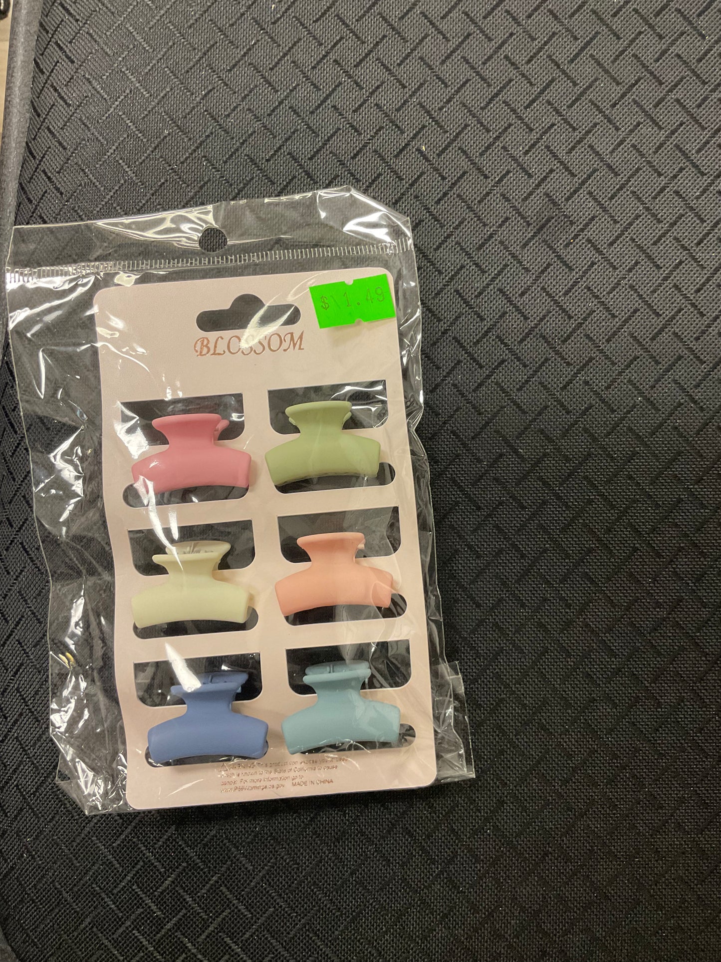 Pastel Claw Hair Clips