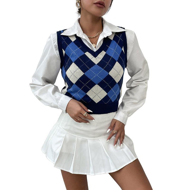 Sleeveless Short Knotted Vest