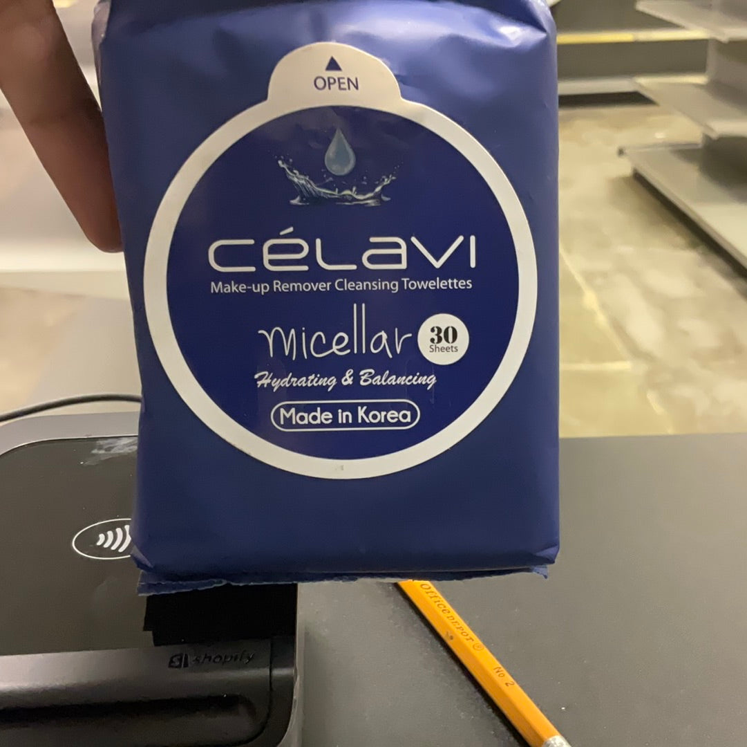 Celavi make-up remover