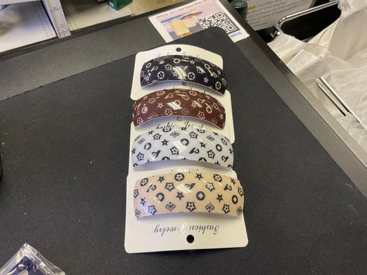 LV Hair Clip Barrett