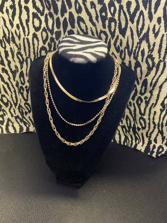 Isabella 3 Piece Necklace Set